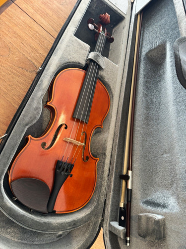 Yamaha 4 acoustic violin - v-5,