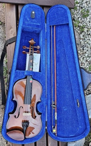 Full size student violin - size, 4/4